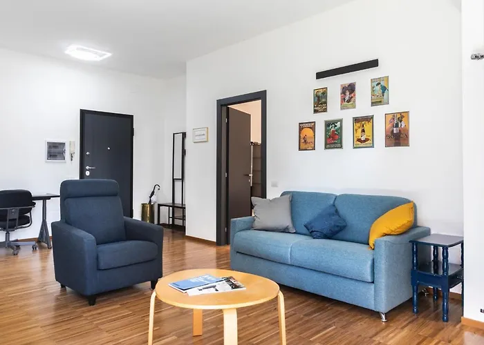 Cozy Flat 2 Bedrooms 2 Bathrooms With Balcony * רומא
